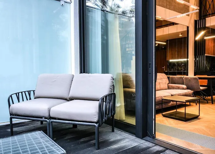 아파트 Revisit Amber 스테그나