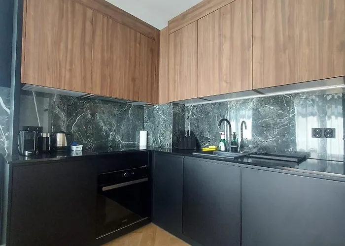 아파트 Revisit Amber *